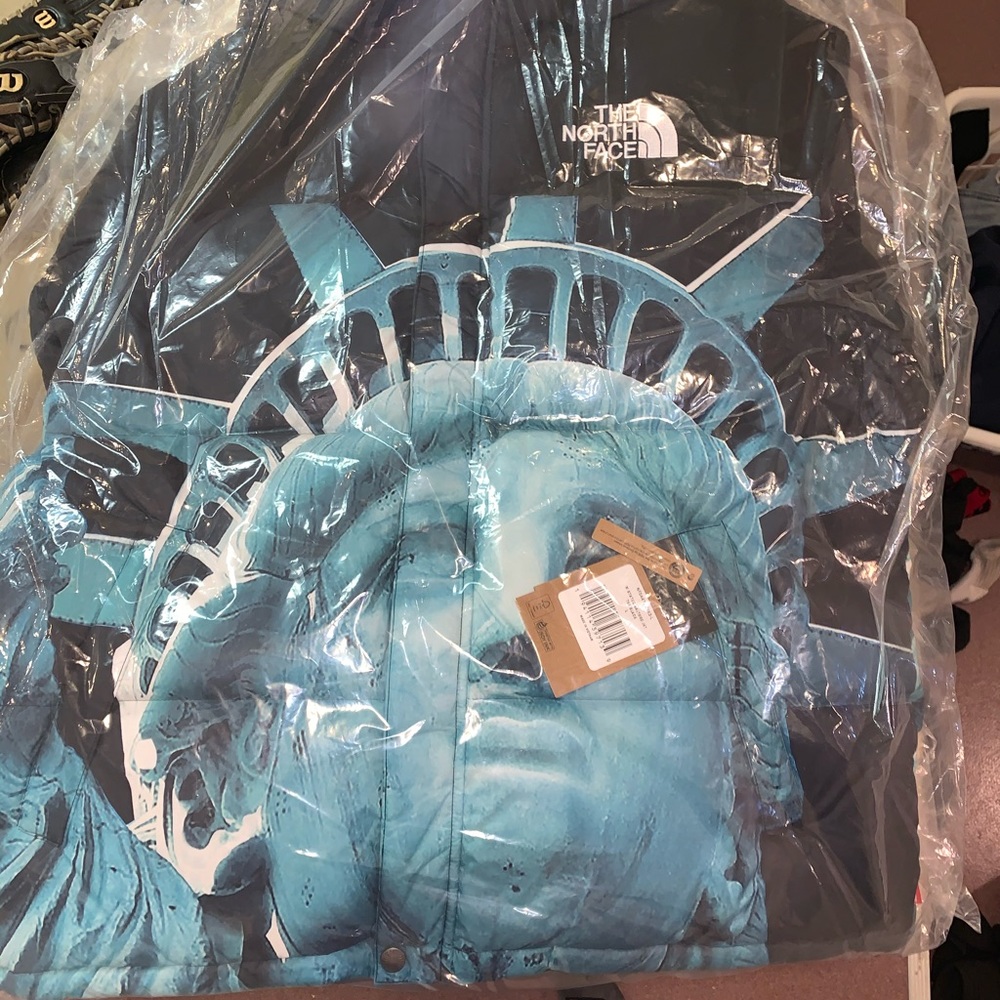 Supreme x North Face black baltoro jacket